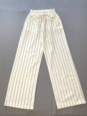 NWT Sienna Sky White Pinstripe Women Pants Full Length Wide Leg Pockets Size XS